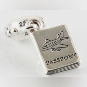 PANDORA | Retired Passport Charm